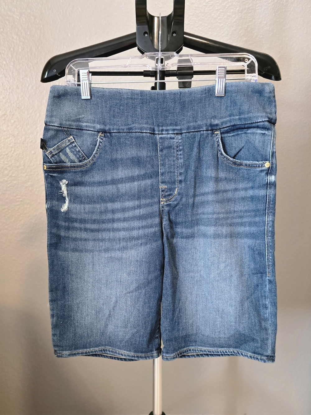 Rock & Republic Fever Pull-On Denim Bermuda Shorts Size 14 Distressed